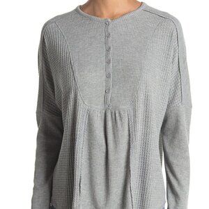 GIBSONLOOK BNWOT Gray Long Sleeve Top NEW Henley